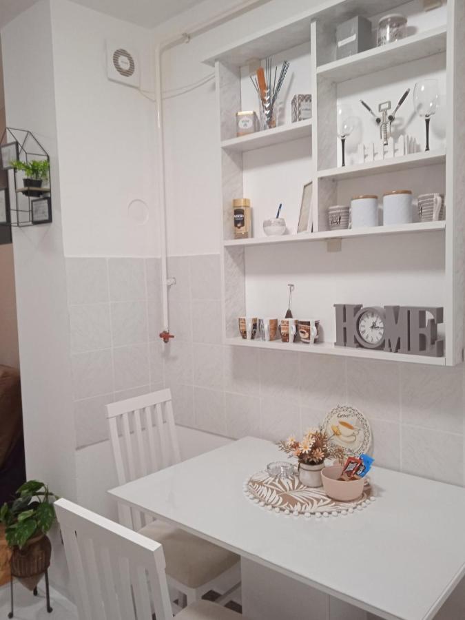 Apartman Breza Ruma Zewnętrze zdjęcie