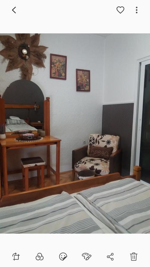 Apartman Breza Ruma Zewnętrze zdjęcie